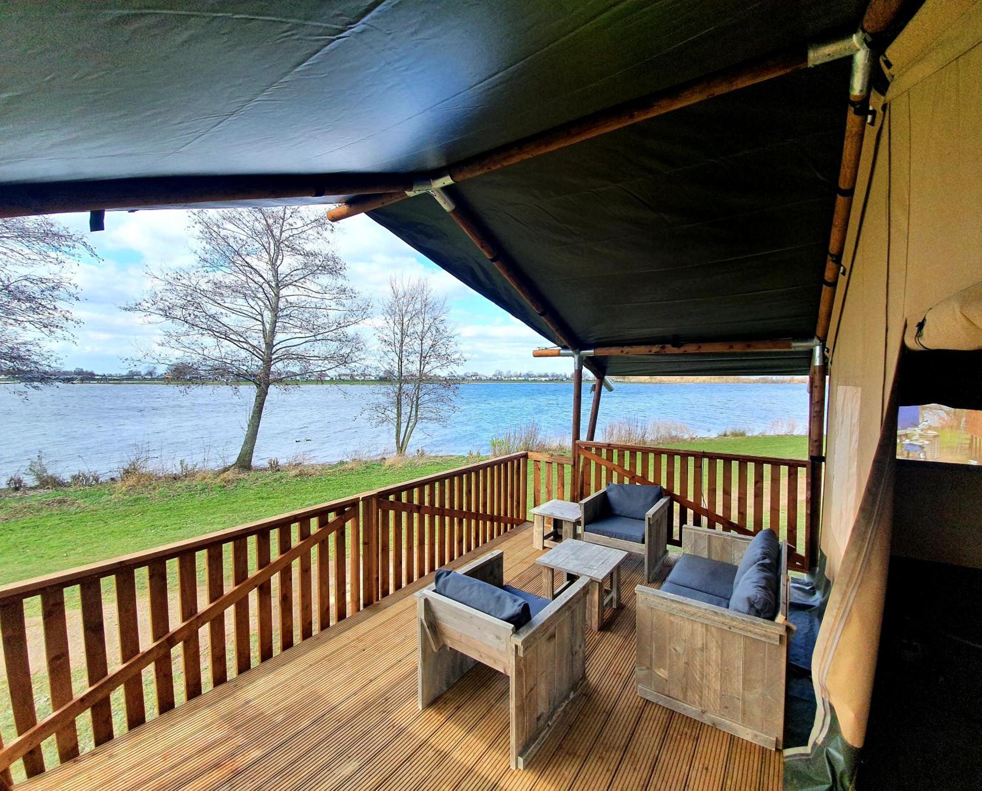 Recreatiepark Riverside Appeltern 部屋 写真